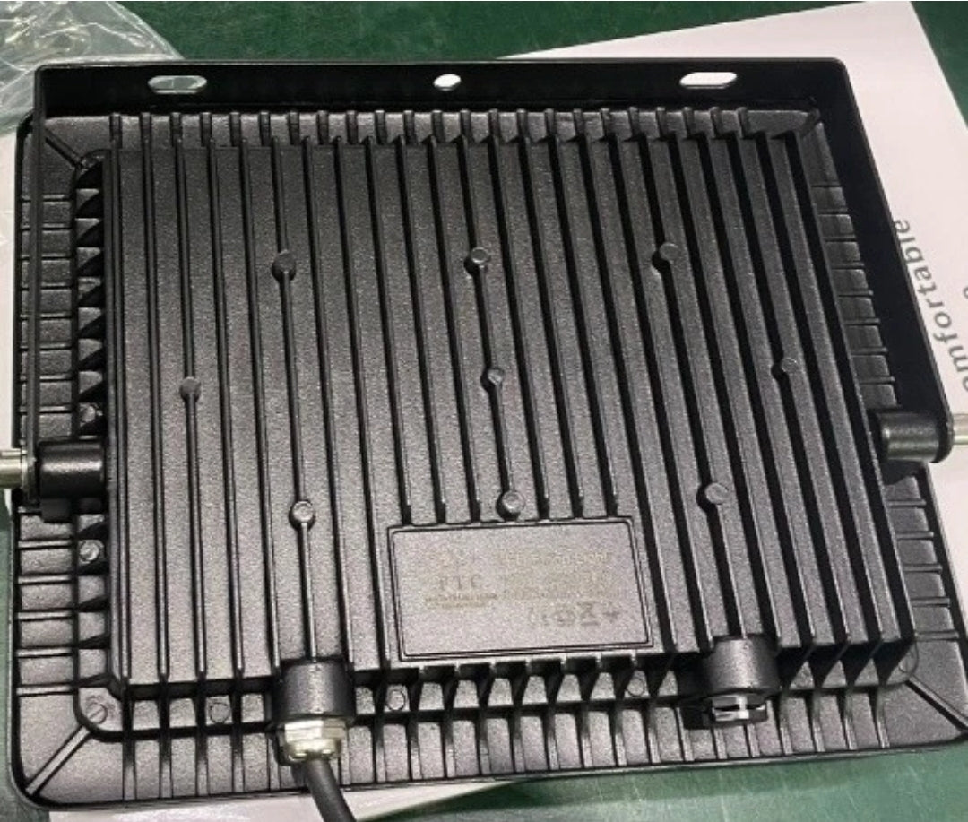 Faro Proiettore led 100w a risparmio energetico set da tre pezzi